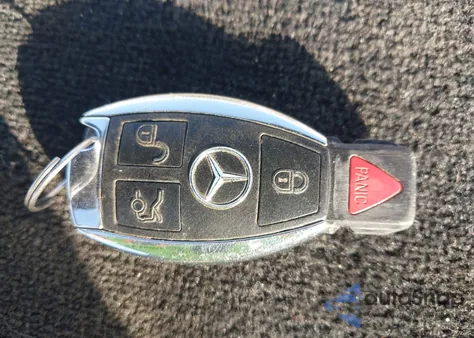 2013 Mercedes-Benz C 250 from USA, damaged, VIN WDDGJ4HB1DG000715